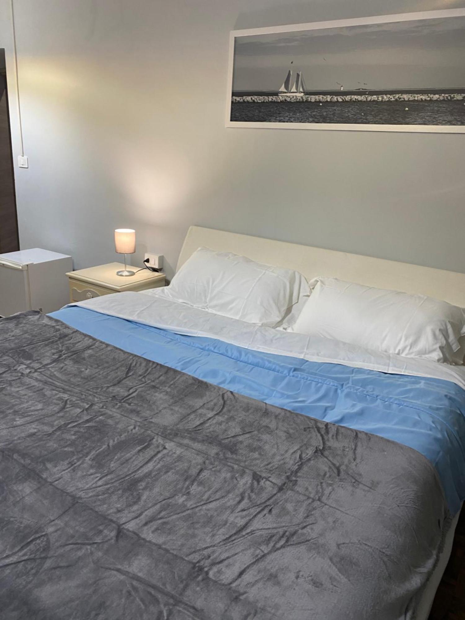 La Casa Di Cate & Adry Bed & Breakfast Envie Eksteriør bilde